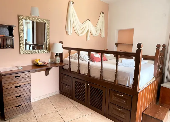 Nikelen Lindian Exclusive *