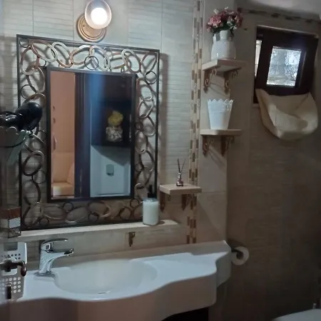 Nikelen Lindian Exclusive * Líndos